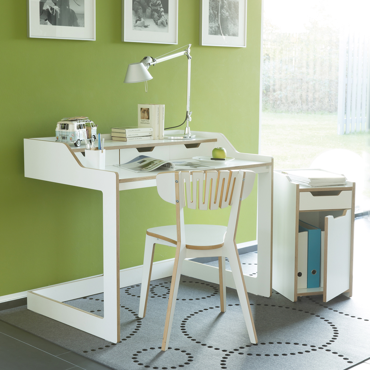 sekretar-plane-muller-small-living-wei-birkenkante_1200_1200-1423063